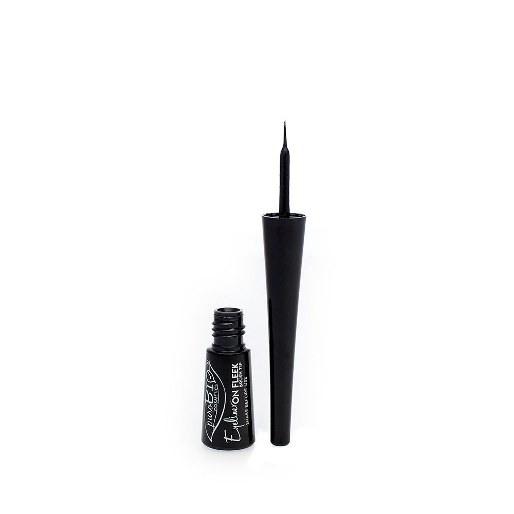 PuroBio - Eyeliner on Fleek Brush Tip